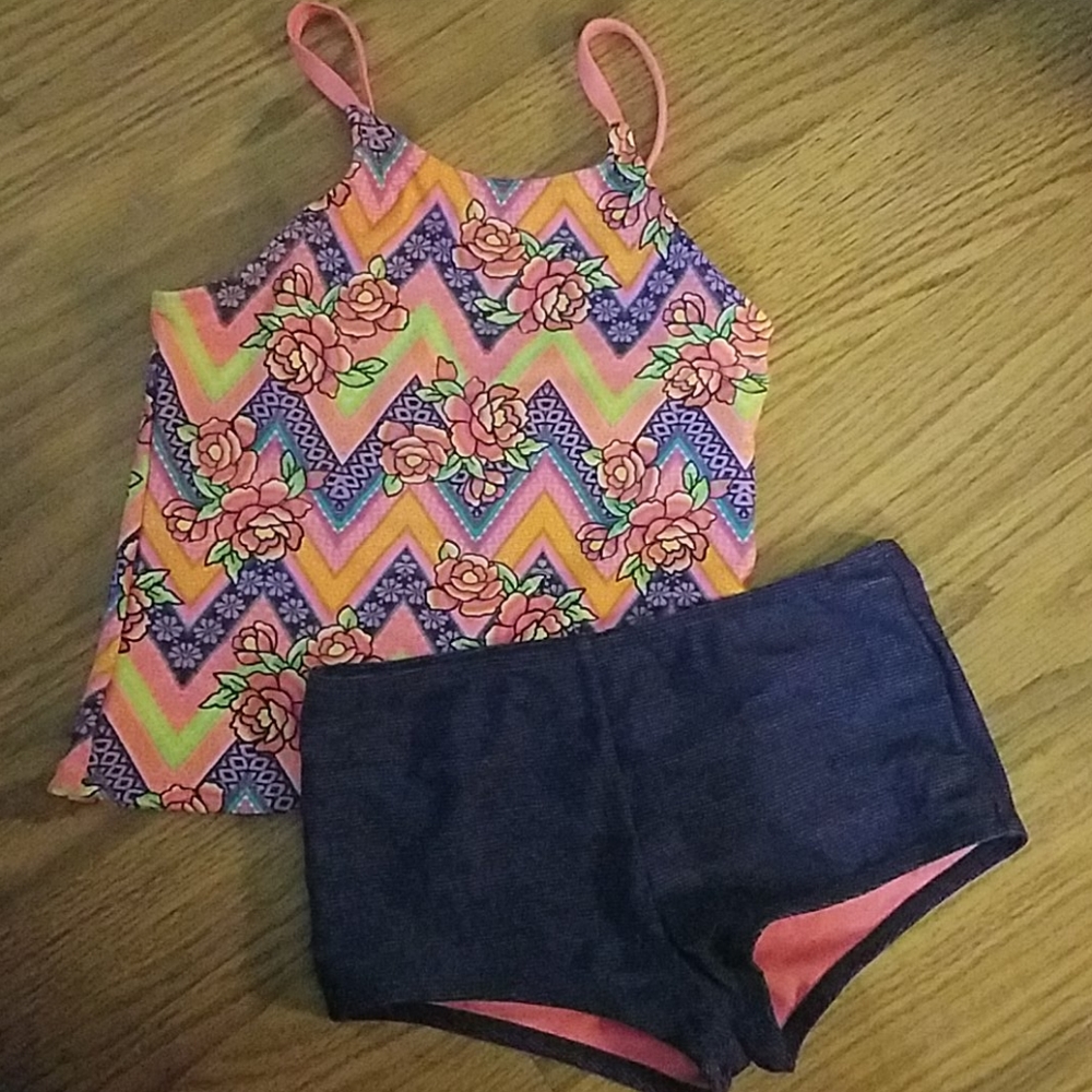 2 piece swim suit